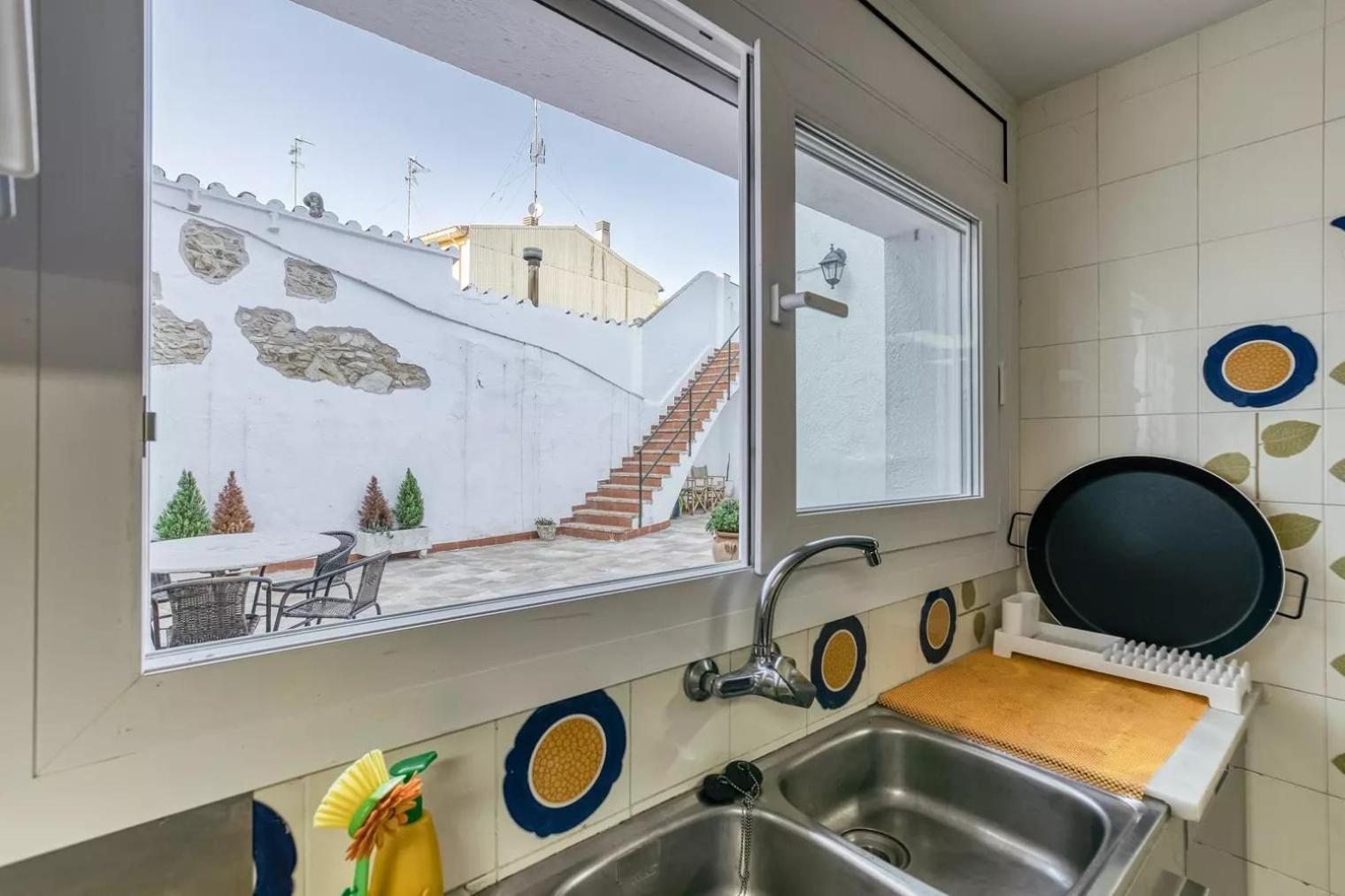 Can Mateuet - House Rental By Season リャゴステラ エクステリア 写真